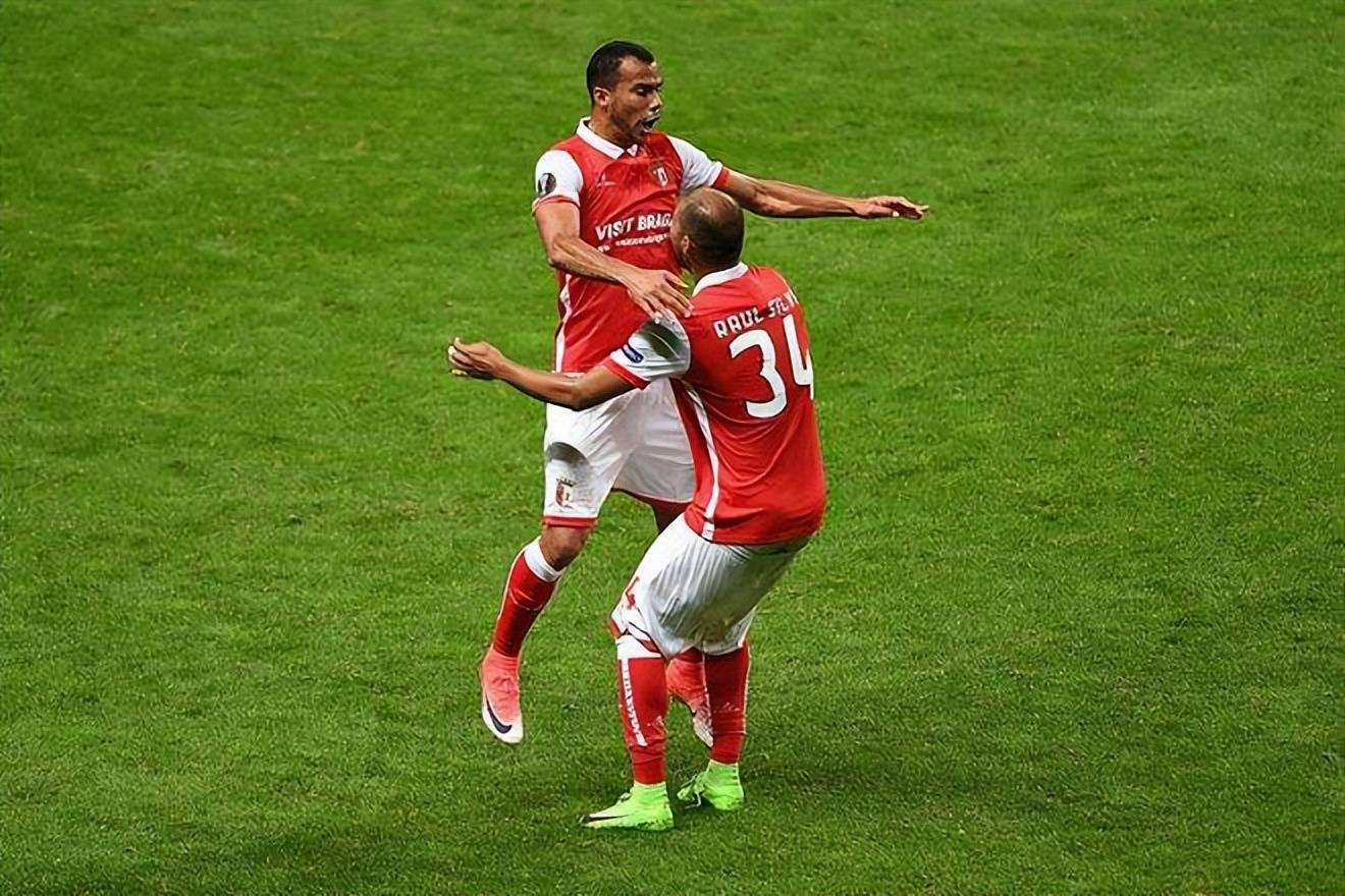 ag体育网站-葡超倒计时；马德里竞技清晨篮板制胜；细节引发关注；话题不断；轮换策略成焦点