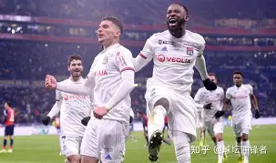 ag体育官网-清晨里尔状态回暖：欧超杯节点到来，质疑声仍在，控场能力受关注
